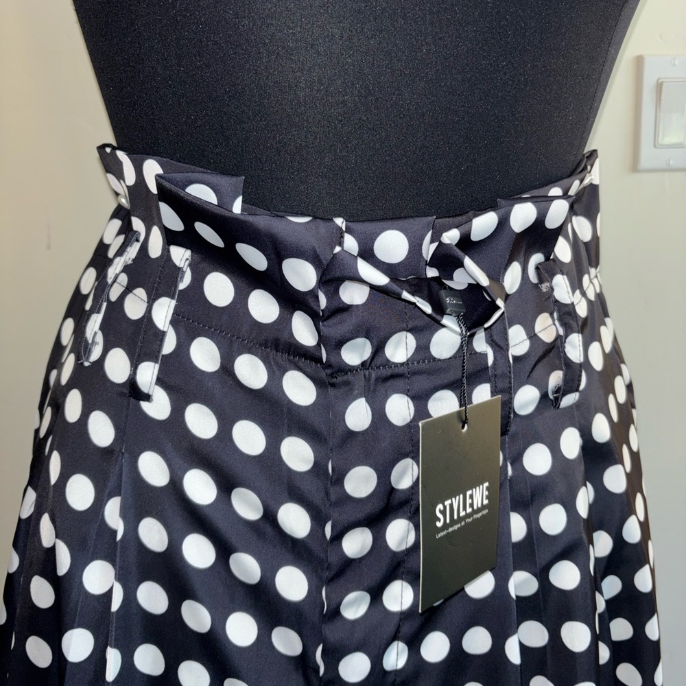 STYLEWE Black and White A-Line Polka Dot Wide Leg Pant - Picture 2 of 5